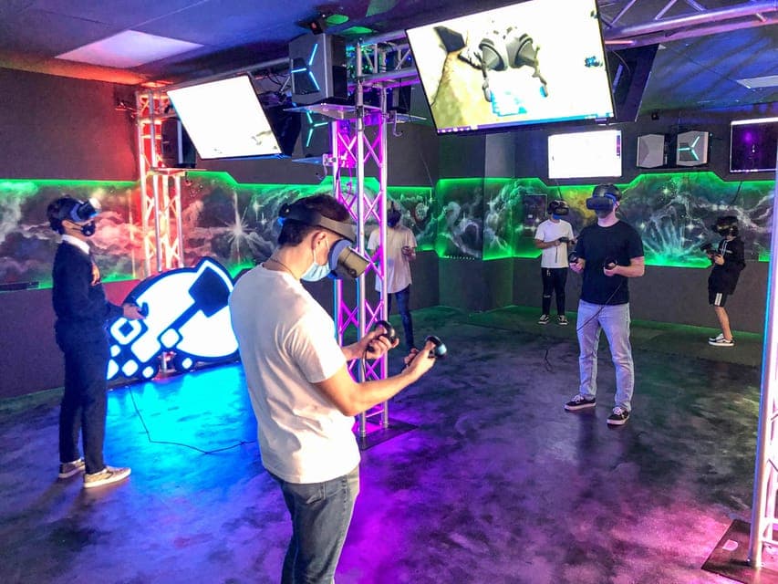 17. VR Immersive Gaming Experience - Image 17