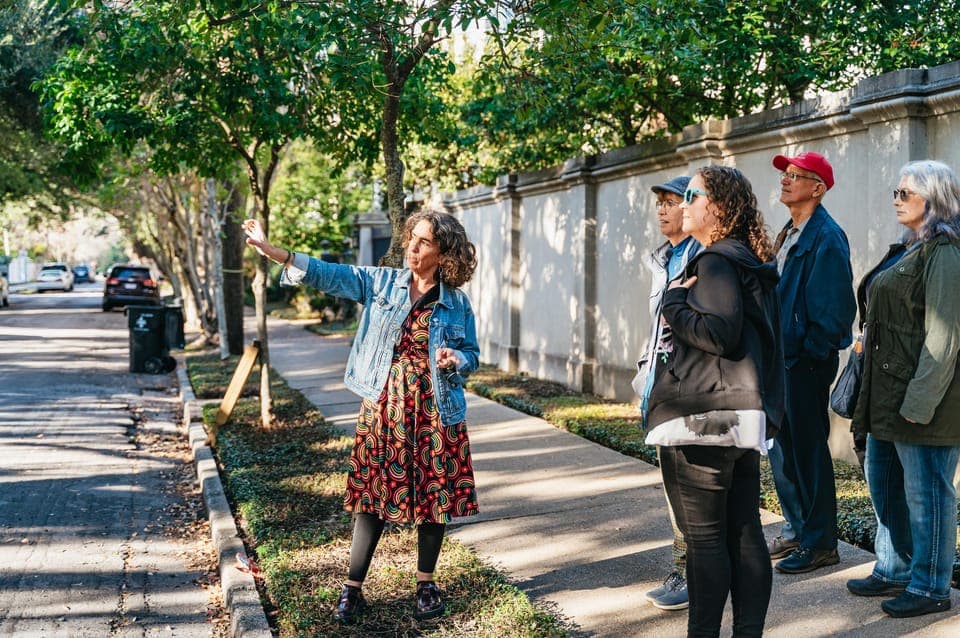 16. Garden District Guided Walking Tour - Image 16