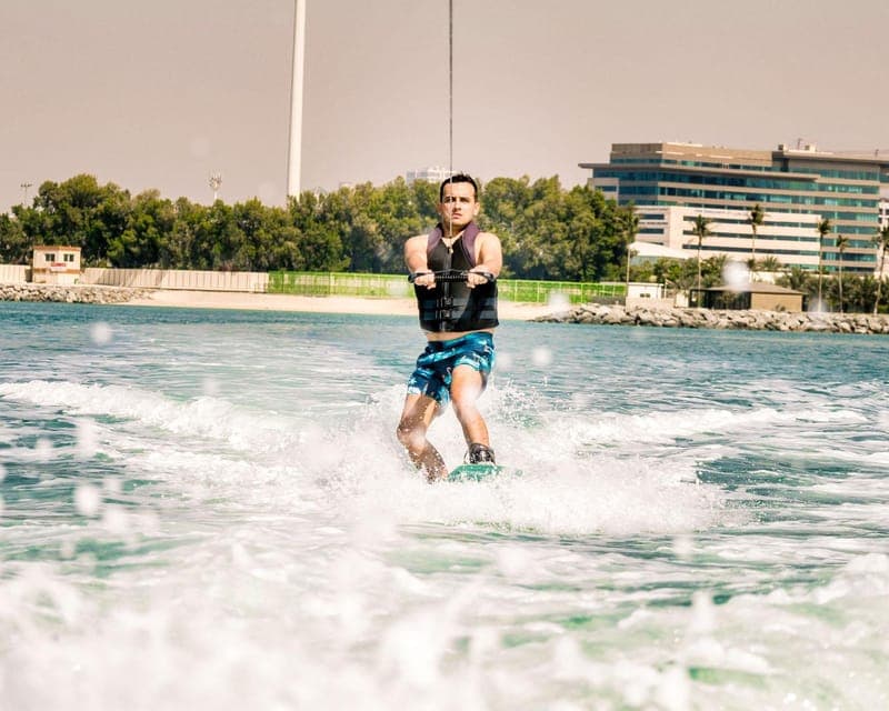 Wake Boarding Dubai Marina : Book Your Next Experience! Gallery Image 4