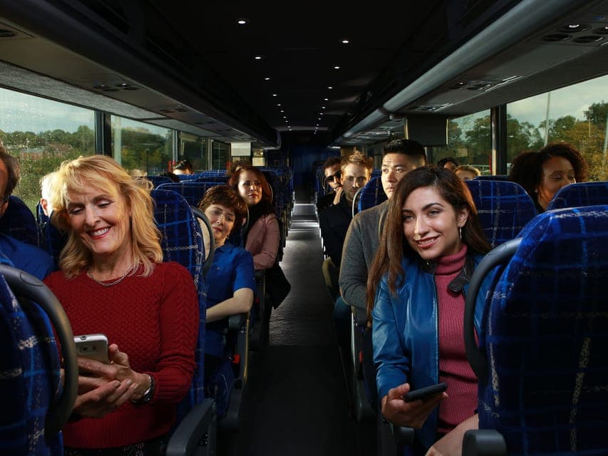 Manhattan: Bus Transfer from/to Newark Airport Gallery Image 4