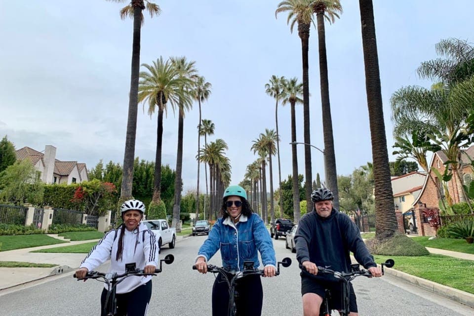 18. Guided Beverly Hills E-Bike Tour - Image 18