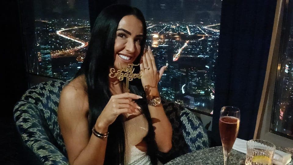 Burj Khalifa Sunset Engagement with Porsche Pickup Gallery Image 1