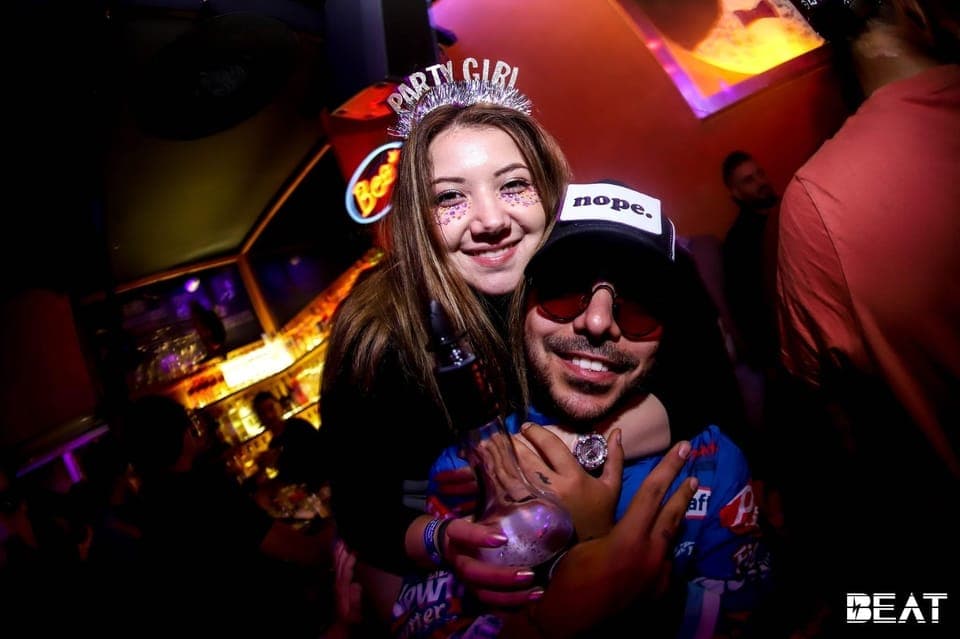Istanbul: Party Pub Crawl with Party Bus Gallery Image 3