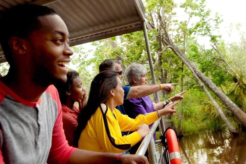 Swamp & Bayou Boat Tour with Transportation Gallery Image 1