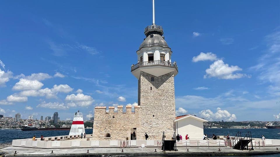 Istanbul: Maiden's Tower Flexible Ticket & Audio Guide App Gallery Image 2