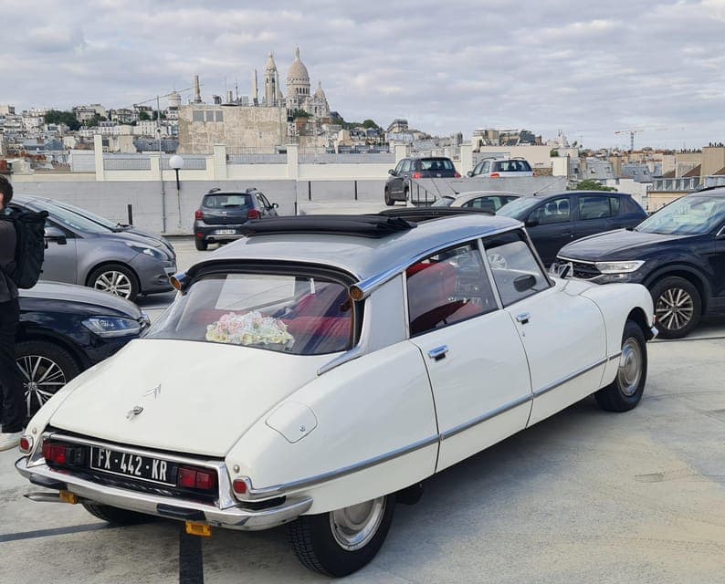 City Discovery Tour by Vintage Citroën DS Car Gallery Image 2