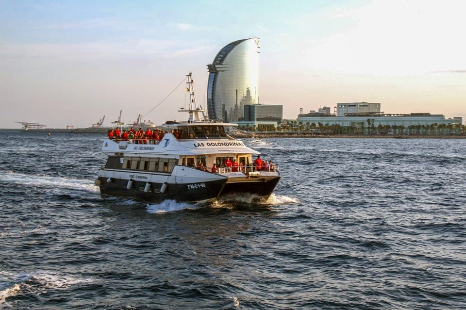 Boat Tour in Las Golondrinas Gallery Image 3
