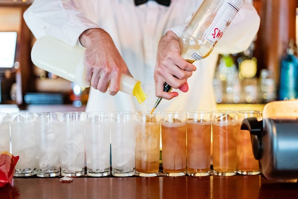 Combo Cocktail and Food History Tour Gallery Image 2