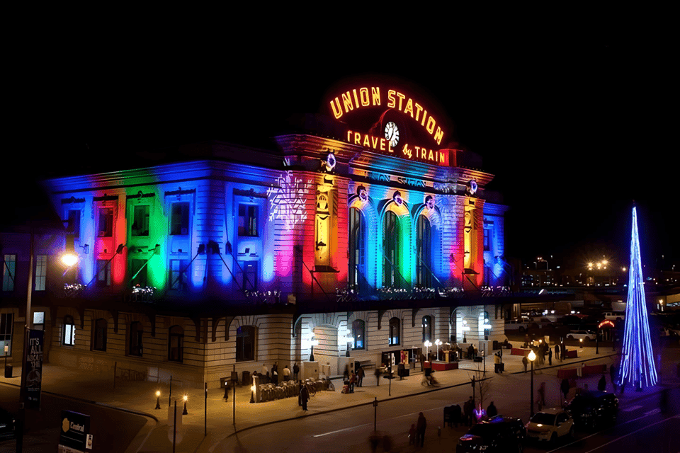 Holiday Lights and Sights Walking Tour Gallery Image 2