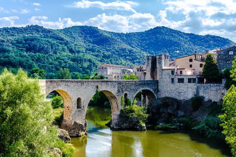 Medieval Towns of Catalonia Full-Day Car Trip from Barcelona Gallery Image 3