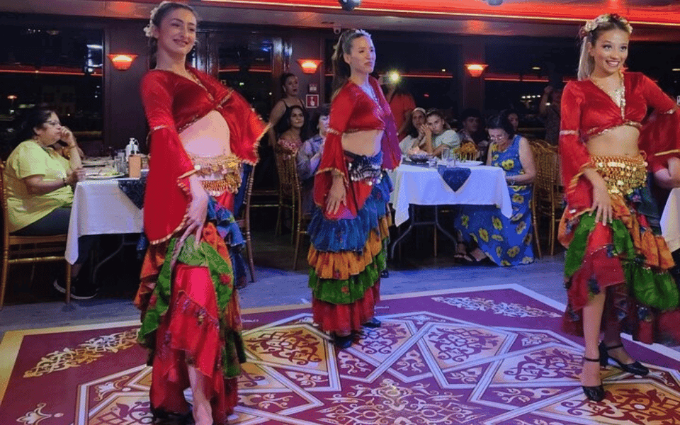 25. Istanbul: Bosphorus Dinner Cruise with Private Table & Show - Image 25