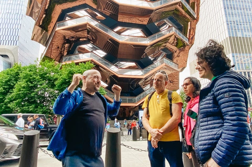 Walking Tour with Local Guide and 30+ Top NYC Sights - Image NaN
