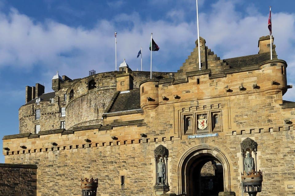 From London: Day Trip to Edinburgh by Rail with Castle Entry Gallery Image 3
