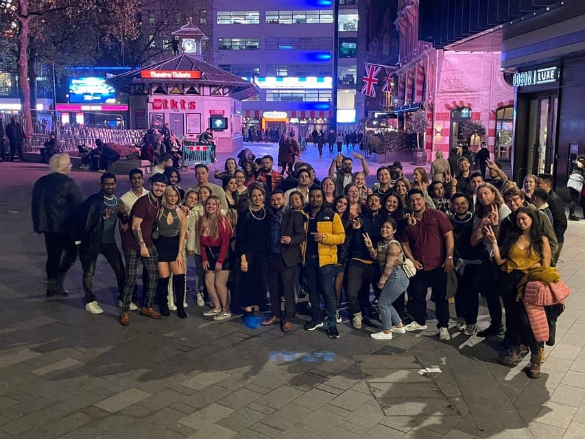 Central London Pub Crawl with Drink Deals Gallery Image 4