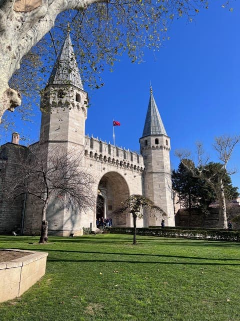 Private Guided Istanbul City Tour with Transfers Gallery Image 3