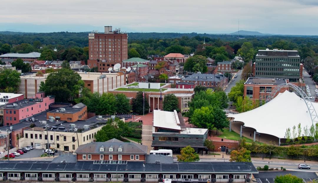 Find your next stay in Charlottesville