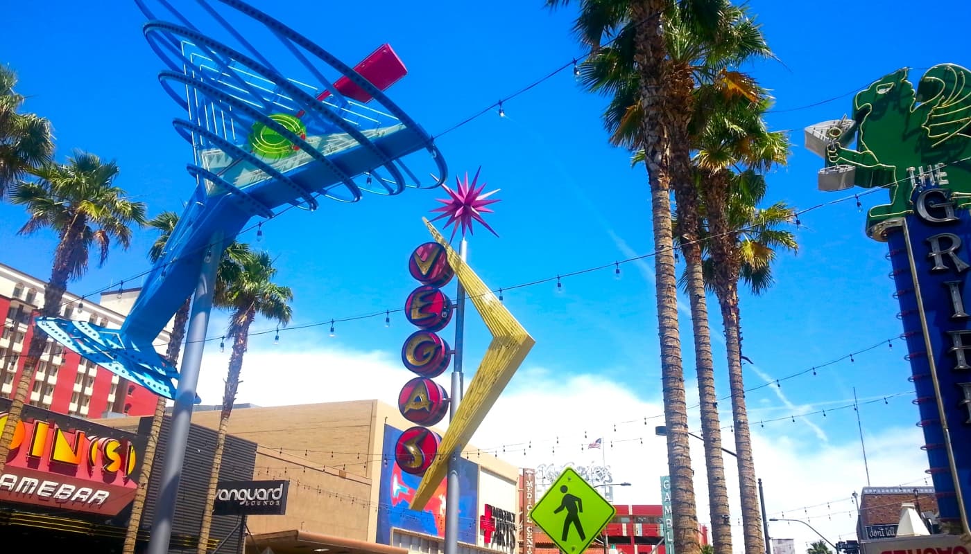 Las Vegas Downtown - Fremont St. Walking Tour Gallery Image 4