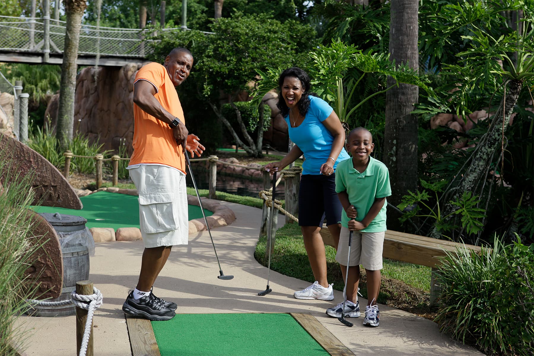 1 Round Mini Golf Gallery Image 3