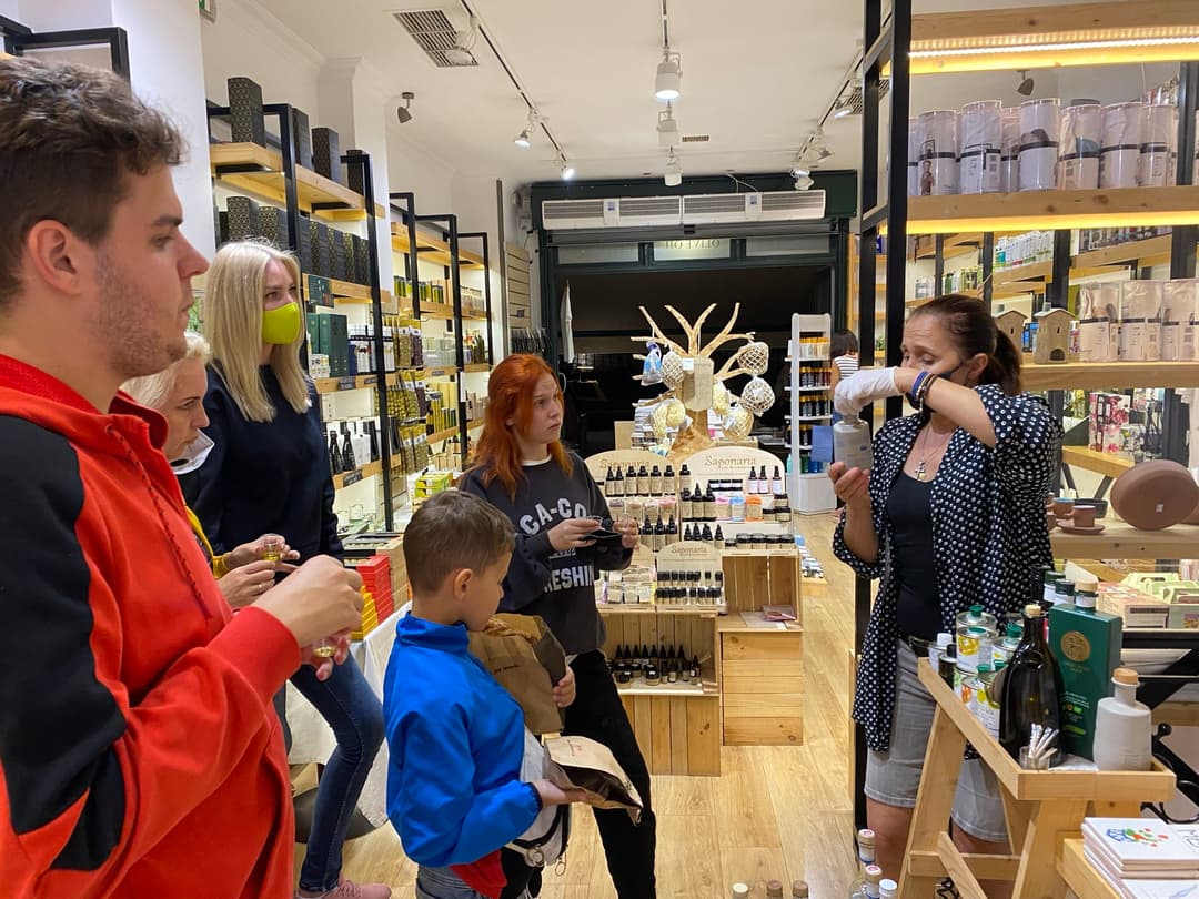 12. Afternoon Food Walk around Athens: Eat Like an Athenian - Image 12