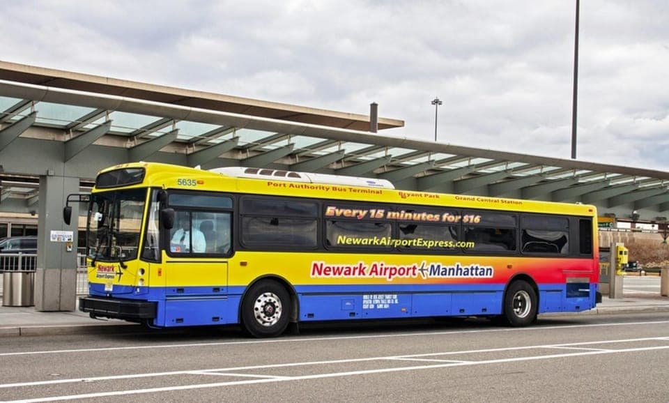 Manhattan: Bus Transfer from/to Newark Airport Gallery Image 3
