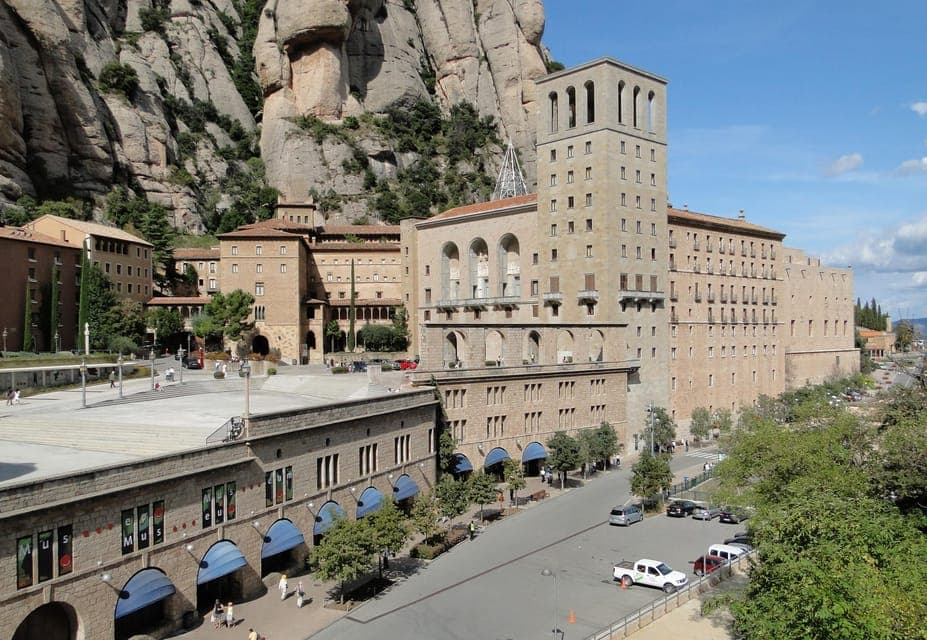 Montserrat: Half-Day Tour With Transfer Gallery Image 3