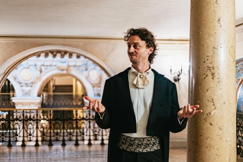 Palais Garnier Mystery Game with Entry Ticket Gallery Image 4