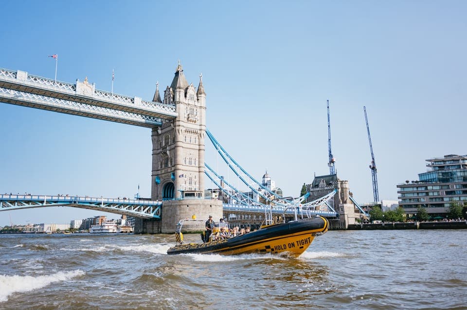 45-Minute Speedboat Sightseeing Tour Gallery Image 4