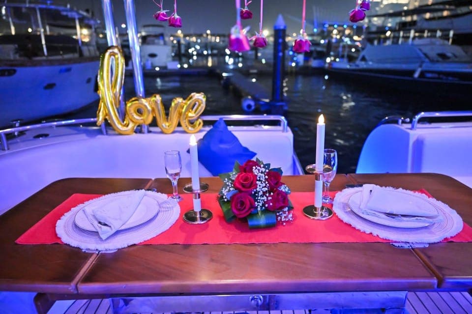 Dubai's Romance at Sea: Romantic Yacht Dinner Experience Gallery Image 1