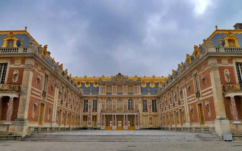 39. Private Van Transfer to Versailles - Image 39