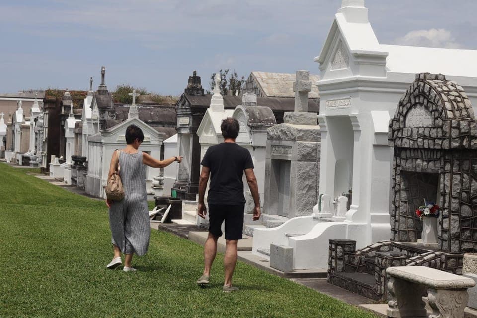 Citywide Driving Tour with a Jazz Musician - Image NaN