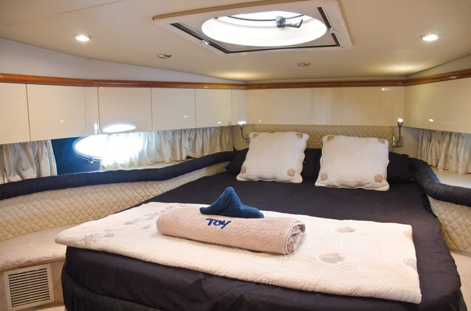 Luxury Yacht Charter with Snorkeling Gear Gallery Image 3