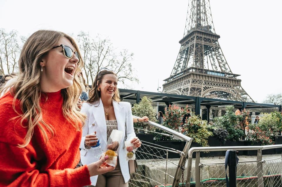 43. Seine Cruise and Macaron Tasting by the Eiffel Tower - Image 43