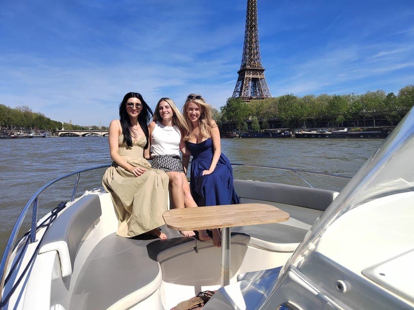 Private Boat Cruise on Seine River - Image NaN