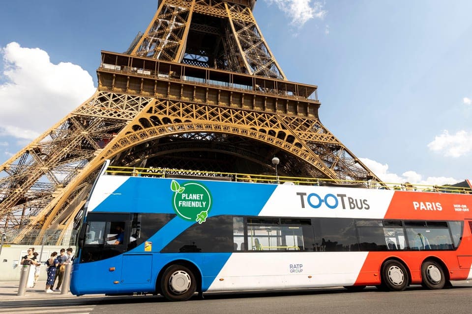 34. Hop-on Hop-off Bus Tour & Seine Cruise Bundle Tour - Image 34