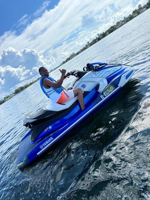 Miami Beach: Boat Ride and Jet Ski Rental Gallery Image 4