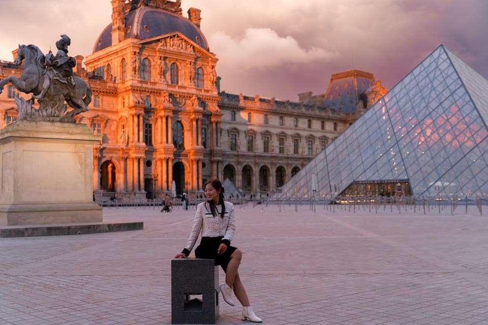 Louvre-Orsay professional photoshoot in ❤️ of Paris - Image NaN