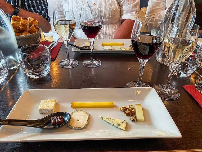 Montmartre Cheese, Wine & Pastry Guided Walking Tour Gallery Image 4