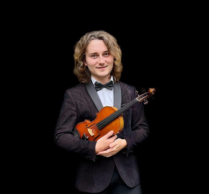 Classical Music Concert in Saint-Julien-le-Pauvre Gallery Image 4