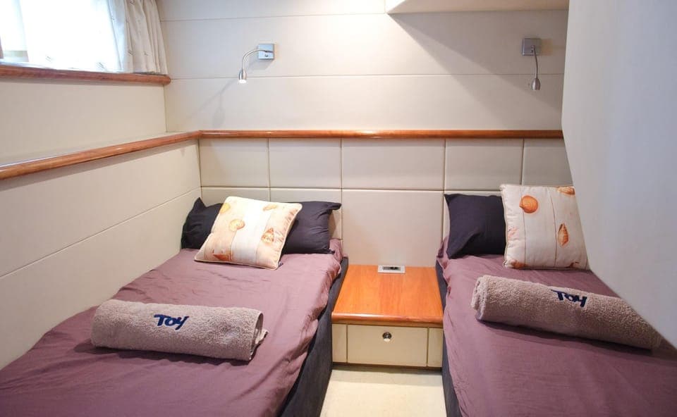 Luxury Yacht Charter with Snorkeling Gear Gallery Image 2