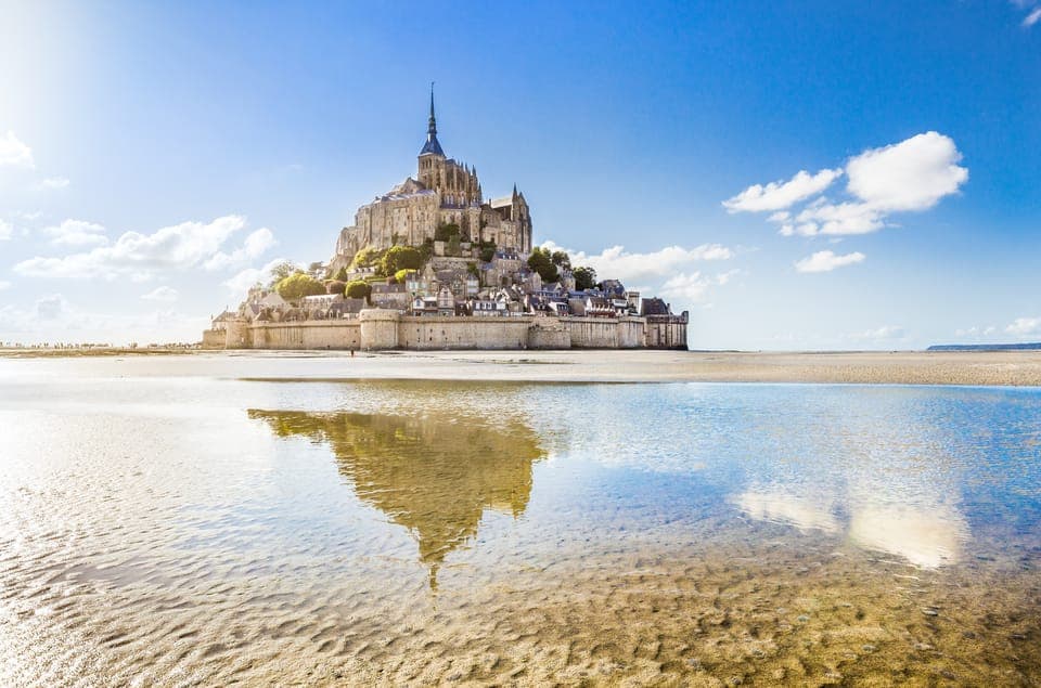 9. From Paris: Small-Group Mont St Michel Tour & Cider Tasting - Image 9