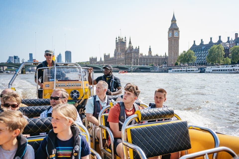 45-Minute Speedboat Sightseeing Tour Gallery Image 2