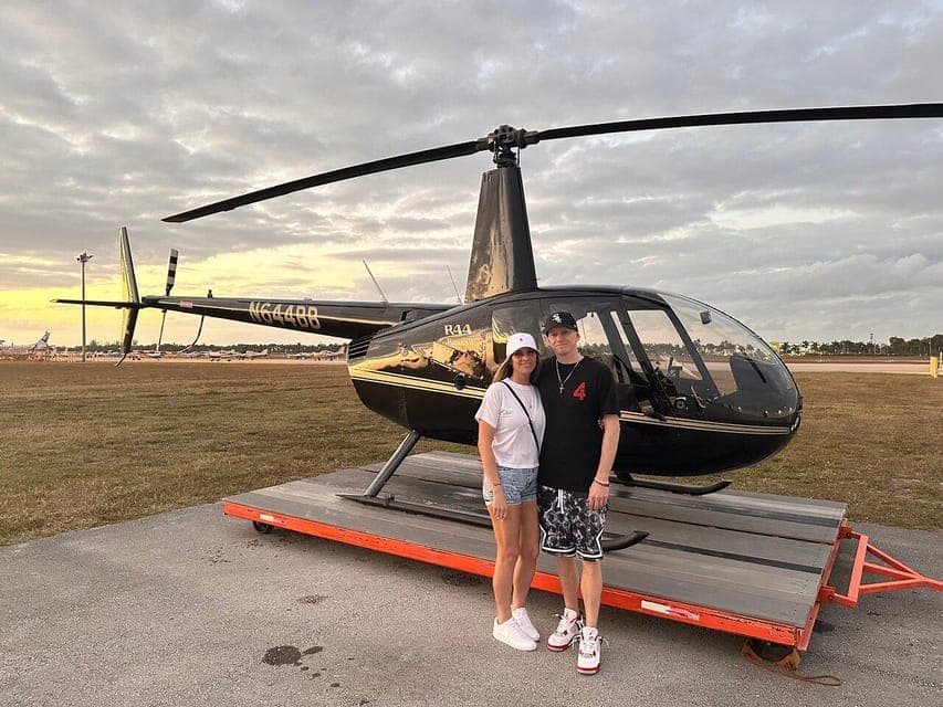 Private helicopter tour in French Gallery Image 2