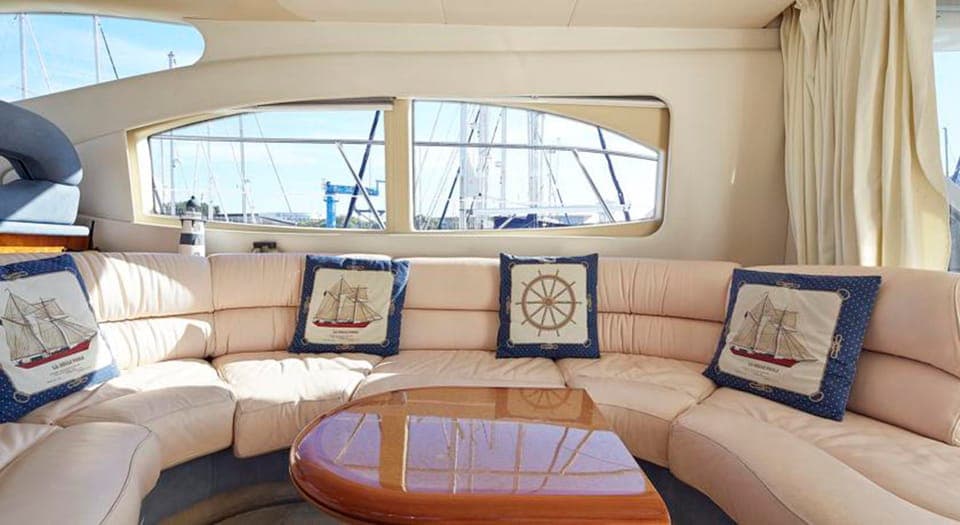 Private Motor Yacht Charter Gallery Image 3