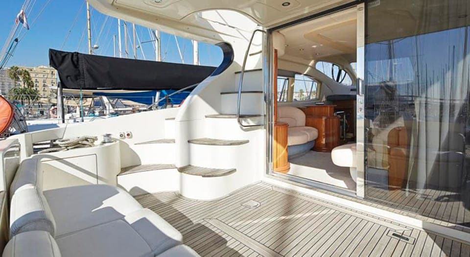Private Motor Yacht Charter Gallery Image 4