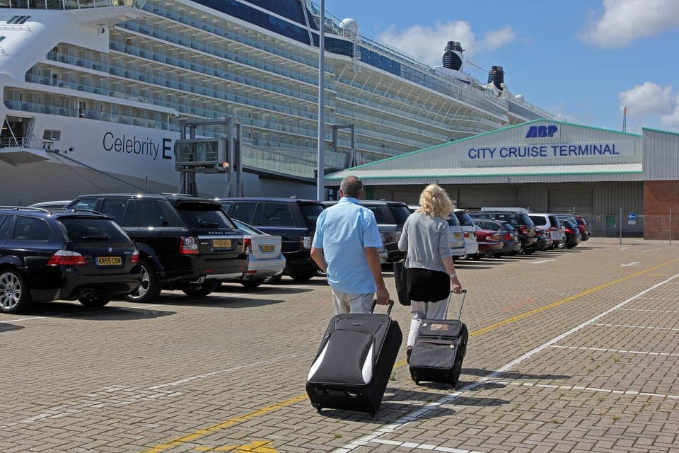 2. London to Southern England Cruise Terminals Transfers - Image 2