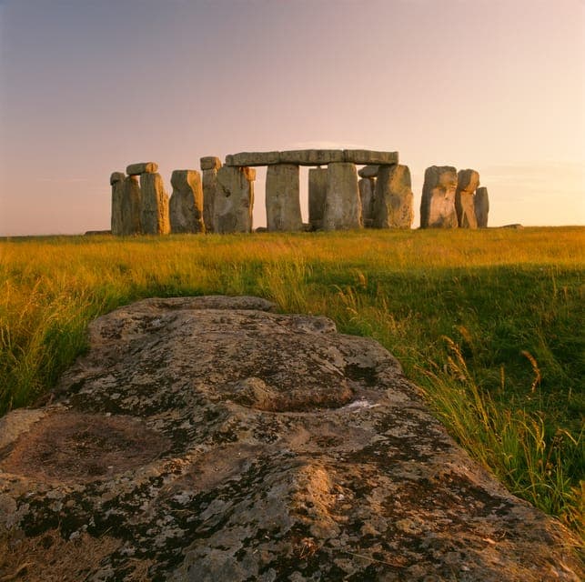 Stonehenge, Glastonbury & Avebury Small Group Tour Gallery Image 1