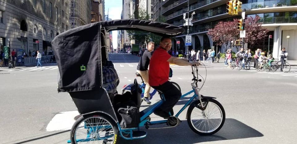Deluxe 1.5-Hour Central Park Pedicab Tour Gallery Image 1