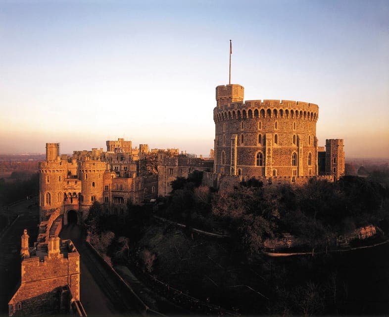Transfer to Southampton with Windsor Castle Visit Gallery Image 2