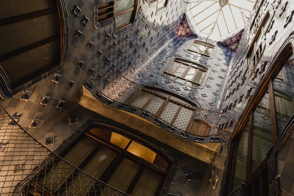 Discover Gaudí, Sagrada Familia, and Park Güell Gallery Image 4