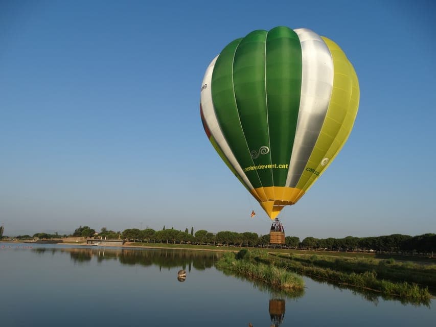 Hot Air Balloon Ride Gallery Image 1